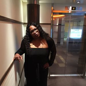 Meet your Posher, Zenja